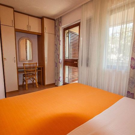 Apartments Rosanda Pakoštane Zewnętrze zdjęcie