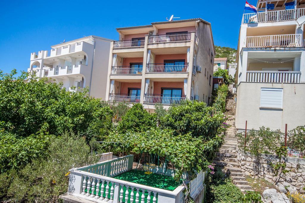 Apartments Rosanda Pakoštane Zewnętrze zdjęcie